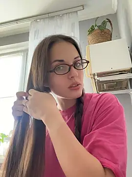 AmiLavs online show from February 2025 11:04:01 AM