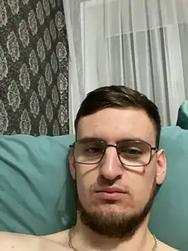 Snapshot of GrahamSouth chatting on December 2024 12:26:01 AM GrahamSouth online show from December 2024 12:26:01 AM