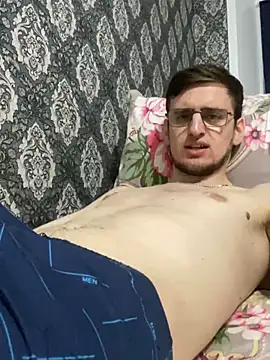 Snapshot of GrahamSouth chatting on January 2025 12:51:02 PM GrahamSouth online show from January 2025 12:51:02 PM