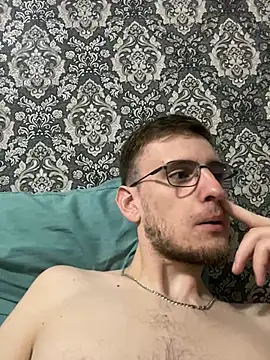 Snapshot of GrahamSouth chatting on March 2025 01:09:01 PM GrahamSouth online show from March 2025 01:09:01 PM