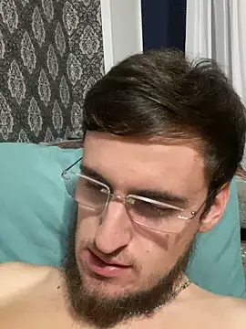 Snapshot of GrahamSouth chatting on October 2025 03:42:01 PM GrahamSouth online show from October 2025 03:42:01 PM