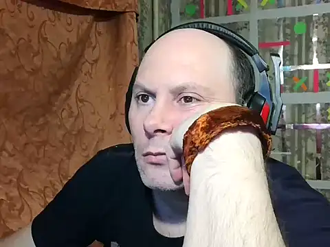 Snapshot of AgnichBan chatting on January 2025 04:09:01 PM AgnichBan online show from January 2025 04:09:01 PM