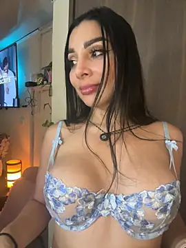 MOMALANA online show from April 2026 09:40:02 PM