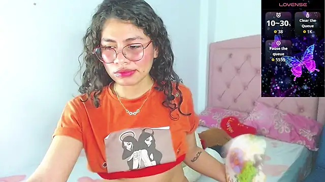 Cynthia hazel online show from October 2025 05:16:01 AM