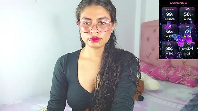 Cynthia hazel online show from November 2025 03:41:01 AM