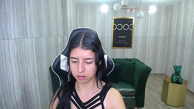Snapshot of Bela_t_ chatting on December 2024 09:13:02 PM Bela t online show from December 2024 09:13:02 PM