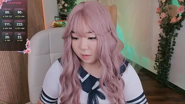 Snapshot of mei_honey_ chatting on December 2024 01:54:02 PM mei honey  online show from December 2024 01:54:02 PM