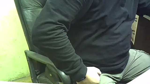 nikdov3 online show from September 2025 04:36:01 AM