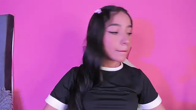 Mereo leona online show from December 2024 10:47:02 PM