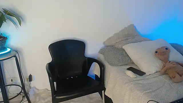 andy 0018 online show from December 2024 10:30:01 AM