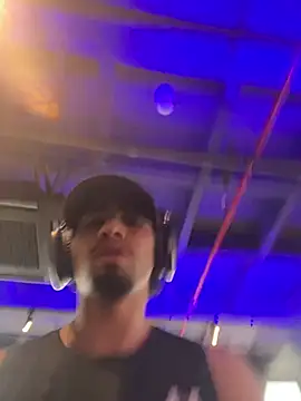 andy 0018 online show from February 2026 08:25:02 PM