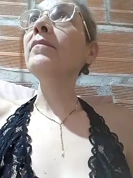 Snapshot of NanitaFun chatting on June 2026 09:50:01 PM NanitaFun online show from June 2026 09:50:01 PM