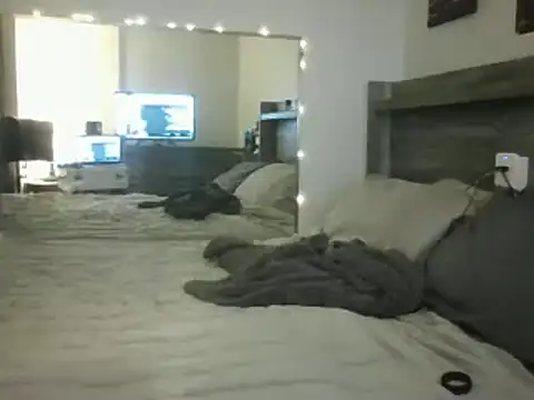 Snapshot of Edward_LongCock chatting on January 2025 05:26:02 AM Edward LongCock online show from January 2025 05:26:02 AM