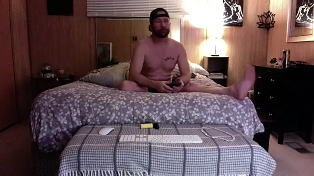 Snapshot of Edward_LongCock chatting on January 2026 07:00:01 AM Edward LongCock online show from January 2026 07:00:01 AM