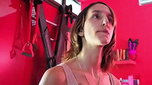 Ambar Roux  online show from April 2026 03:16:01 PM