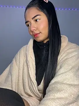  Luana online show from January 2025 12:58:01 PM