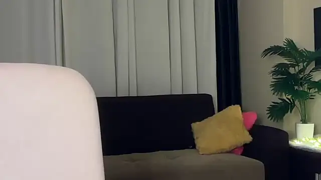 Snapshot of sexy_m23 chatting on October 2025 05:33:01 PM sexy m23 online show from October 2025 05:33:01 PM