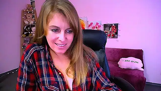 Hot Milady online show from December 2025 08:51:02 AM