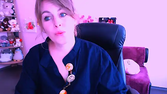 Hot Milady online show from April 2026 07:39:01 AM