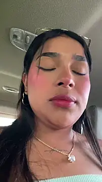 Snapshot of Mariangel_11 chatting on May 2026 02:01:01 PM Mariangel 11 online show from May 2026 02:01:01 PM