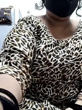 zeepe19 online show from October 2025 07:17:01 AM