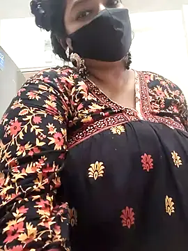 zeepe19 online show from October 2025 05:13:01 PM