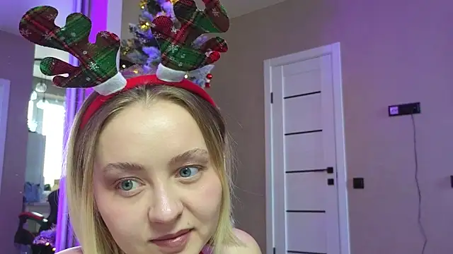 Your Auggie online show from December 2024 08:41:01 AM