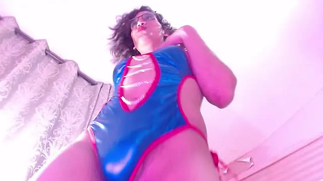 giselle ocampo online show from February 2025 01:11:01 AM