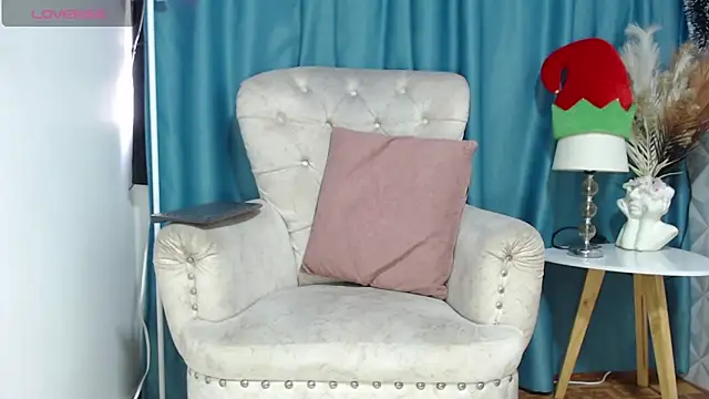 salome Queenx online show from December 2024 12:44:02 PM