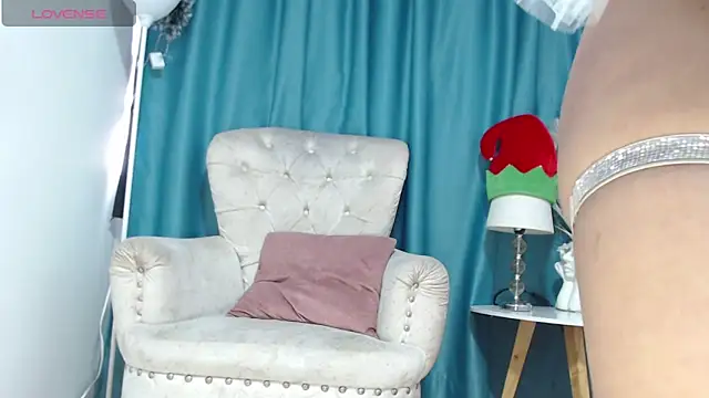 salome Queenx online show from December 2024 12:44:02 PM