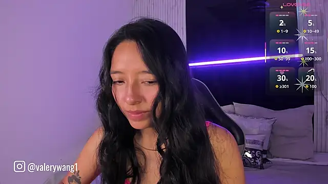 Valery wang online show from September 2025 12:05:01 PM