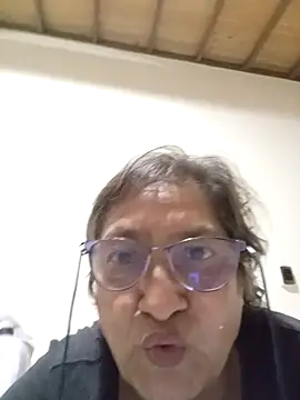 florecita69 online show from September 2025 02:51:02 PM