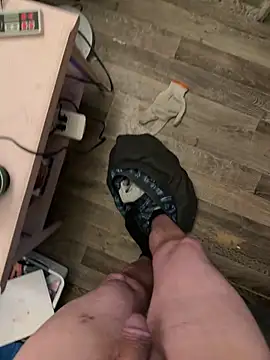 Snapshot of Hornyguynotshy198214 chatting on February 2026 12:38:01 AM Hornyguynotshy198214 online show from February 2026 12:38:01 AM