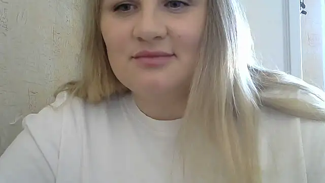 Snapshot of Honeydew-Waves chatting on May 2026 05:57:02 AM Honeydew-Waves online show from May 2026 05:57:02 AM