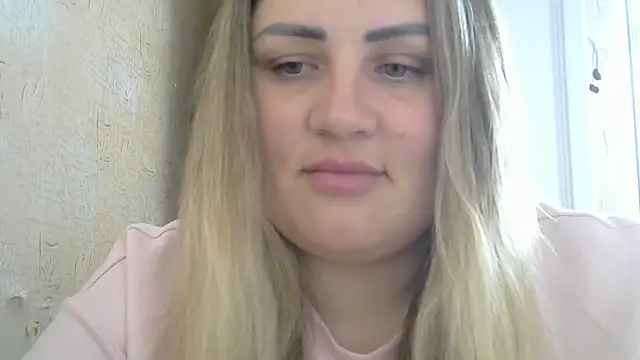 Snapshot of Honeydew-Waves chatting on May 2026 05:58:02 AM Honeydew-Waves online show from May 2026 05:58:02 AM