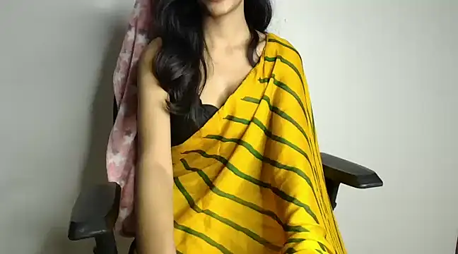 Snapshot of CUTE_princess_143 chatting on February 2025 10:20:01 PM CUTE princess 143 online show from February 2025 10:20:01 PM