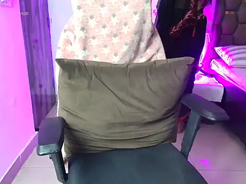 Snapshot of CUTE_princess_143 chatting on March 2026 01:44:02 PM CUTE princess 143 online show from March 2026 01:44:02 PM