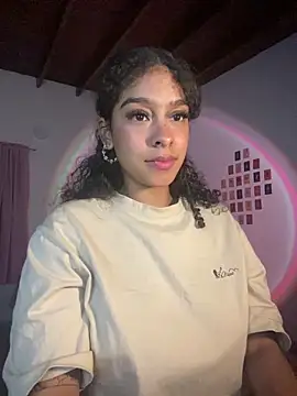 Snapshot of Arteatenea__ chatting on December 2024 03:34:02 AM Arteatenea online show from December 2024 03:34:02 AM