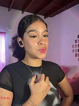 Snapshot of Arteatenea__ chatting on December 2024 08:03:02 PM Arteatenea online show from December 2024 08:03:02 PM