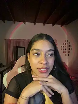 Snapshot of Arteatenea__ chatting on April 2026 03:04:02 AM Arteatenea online show from April 2026 03:04:02 AM