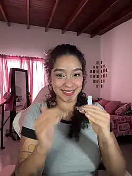 Snapshot of Arteatenea__ chatting on May 2026 07:15:01 PM Arteatenea online show from May 2026 07:15:01 PM
