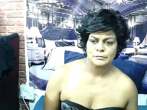 indianCherryPie online show from March 2025 06:58:02 AM