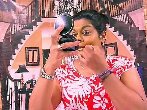 indianCherryPie online show from September 2025 05:30:01 AM