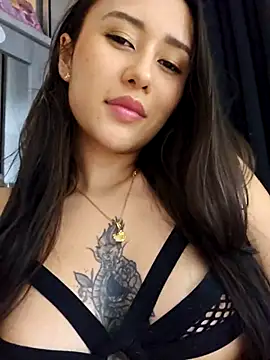 Selena blake online show from November 2025 11:18:02 PM