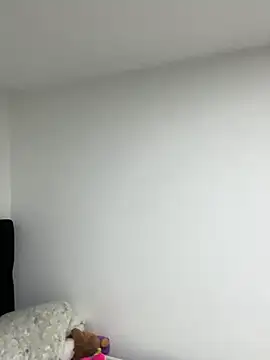 giuliana andrade online show from February 2025 03:31:02 PM