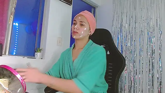 giuliana andrade online show from March 2026 01:02:02 AM