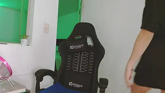 giuliana andrade online show from March 2026 11:31:02 PM