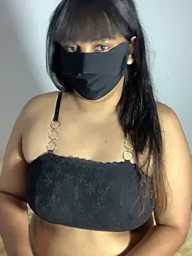 Snapshot of Jeroliee_viyana chatting on July 2026 04:19:01 AM Jeroliee viyana online show from July 2026 04:19:01 AM