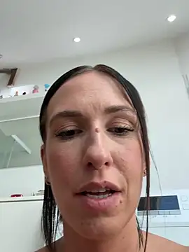 Snapshot of lola_tentatiion chatting on June 2026 09:14:01 AM lola tentatiion online show from June 2026 09:14:01 AM