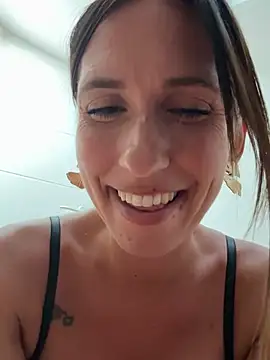 Snapshot of lola_tentatiion chatting on July 2026 07:42:02 PM lola tentatiion online show from July 2026 07:42:02 PM